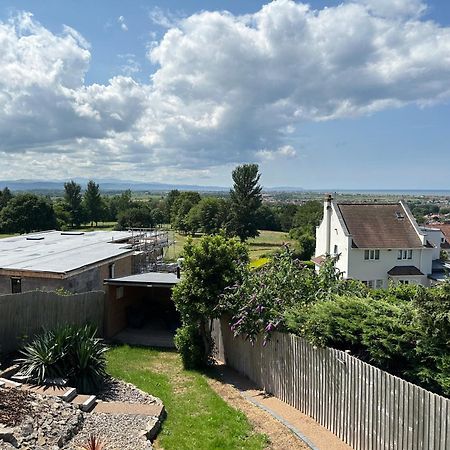 Offa'S Lodge Family Home Quiet Area With Sea Views Prestatyn Extérieur photo