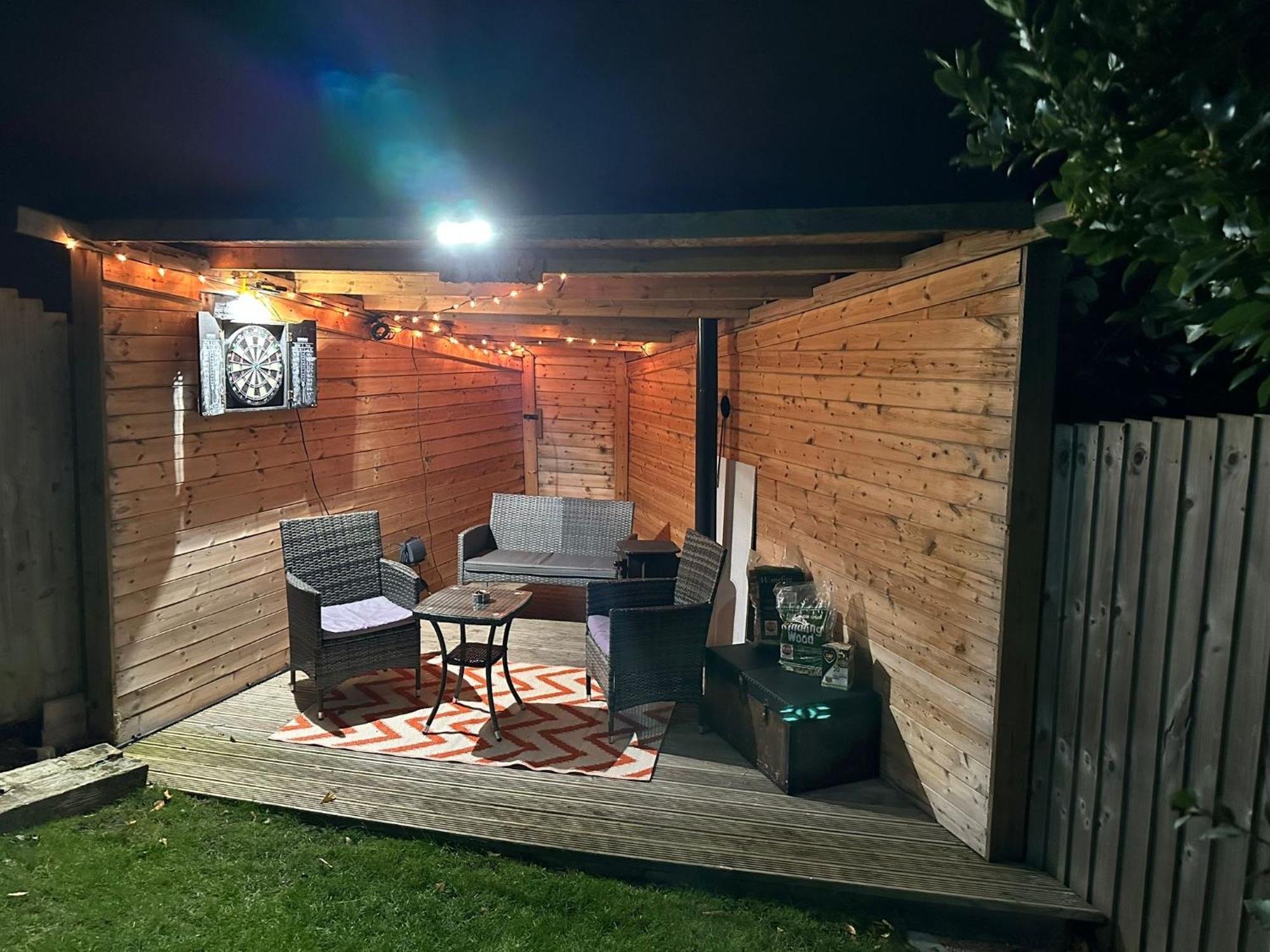 Offa'S Lodge Family Home Quiet Area With Sea Views Prestatyn Extérieur photo